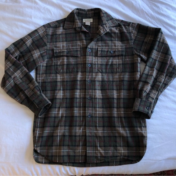 L.L. Bean Plaid Button Down Shirt - Picture 2 of 8
